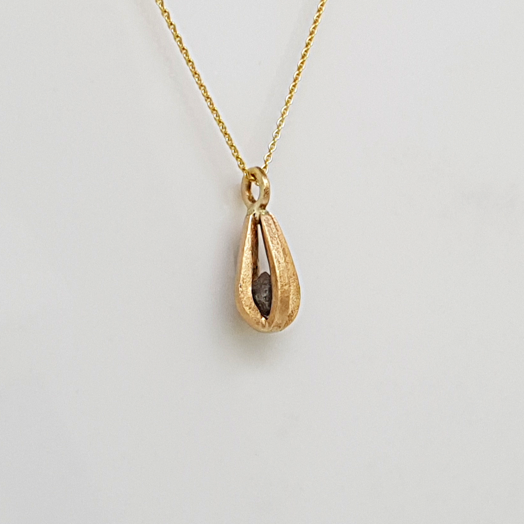 Dråbe halskæde m. rå diamant - 14k